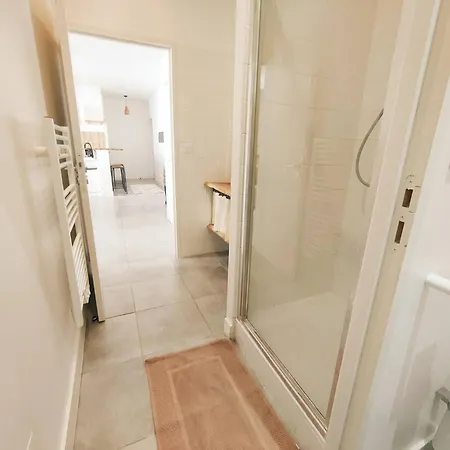 Le Coeur De Secteur Arenes Parking Offert ! * Nîmes