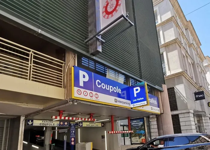 Appartement Le Coeur De Secteur Arenes Parking Offert ! Nîmes