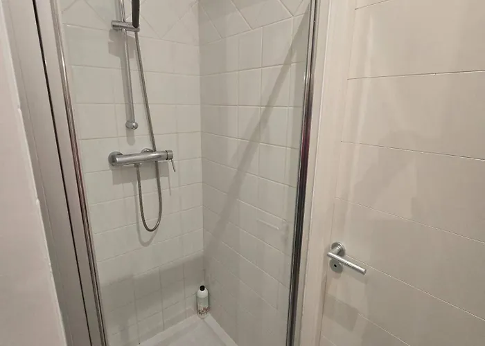 Le Coeur De Secteur Arenes Parking Offert ! * نيم