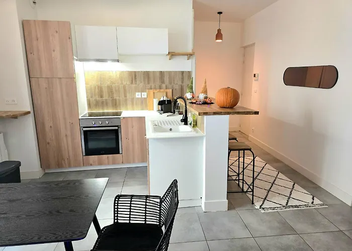 Le Coeur De Secteur Arenes Parking Offert ! Appartement *