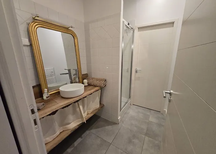 Le Coeur De Secteur Arenes Parking Offert ! *