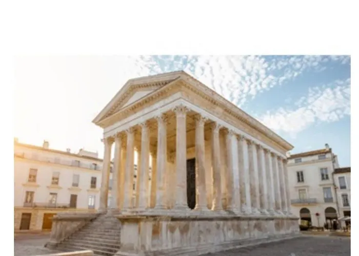 Le Coeur De Secteur Arenes Parking Offert ! شقة